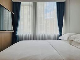 Dayin Hotel (Shanghai People's Square & Suzhou River Branch)