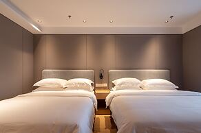 Dayin Hotel (Shanghai People's Square & Suzhou River Branch)