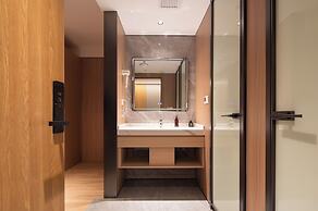 Dayin Hotel (Shanghai People's Square & Suzhou River Branch)