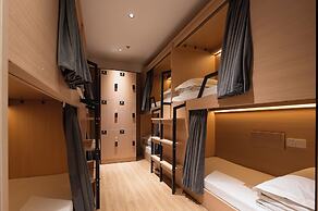 Dayin Hotel (Shanghai People's Square & Suzhou River Branch)