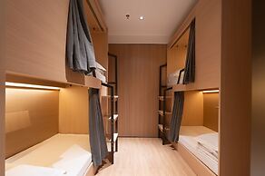 Dayin Hotel (Shanghai People's Square & Suzhou River Branch)