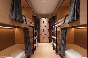 Dayin Hotel (Shanghai People's Square & Suzhou River Branch)