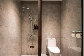 Dayin Hotel (Shanghai People's Square & Suzhou River Branch)