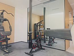 Dayin Hotel (Shanghai People's Square & Suzhou River Branch)