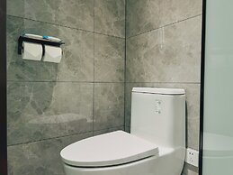 Dayin Hotel (Shanghai People's Square & Suzhou River Branch)