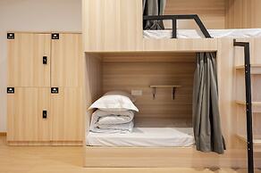 Dayin Hotel (Shanghai People's Square & Suzhou River Branch)