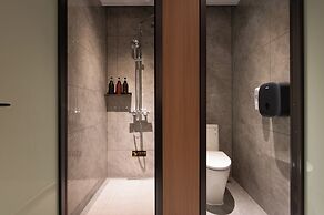 Dayin Hotel (Shanghai People's Square & Suzhou River Branch)