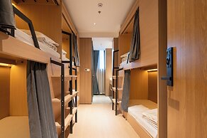 Dayin Hotel (Shanghai People's Square & Suzhou River Branch)