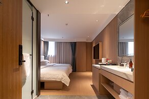 Dayin Hotel (Shanghai People's Square & Suzhou River Branch)