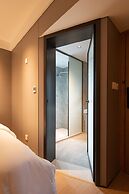 Dayin Hotel (Shanghai People's Square & Suzhou River Branch)