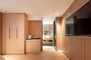 Dayin Hotel (Shanghai People's Square & Suzhou River Branch)