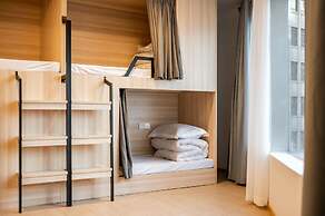 Dayin Hotel (Shanghai People's Square & Suzhou River Branch)