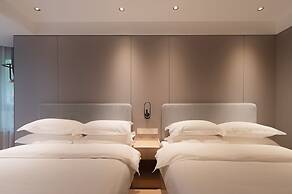 Dayin Hotel (Shanghai People's Square & Suzhou River Branch)