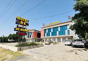 Hotel Rk arcade