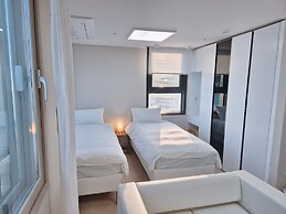 The First Ocean Songjung