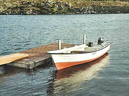 12 Person Holiday Home in Kvenvaer