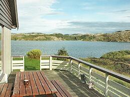 12 Person Holiday Home in Kvenvaer