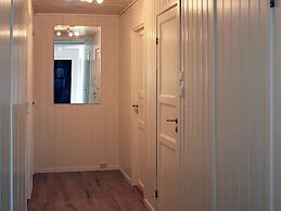 12 Person Holiday Home in Kvenvaer