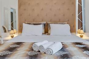 Pleasant Apartment Near Centre