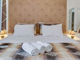 Pleasant Apartment Near Centre