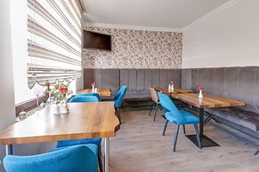 Pleasant Apartment Near Centre