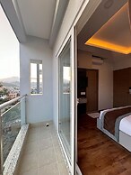 Hotel Alleyway Express