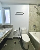 Hotel Alleyway Express