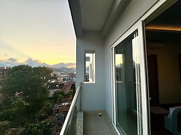 Hotel Alleyway Express