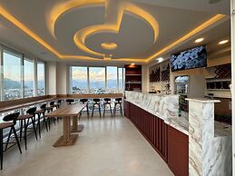 Hotel Alleyway Express