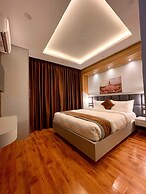 Hotel Alleyway Express