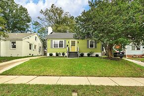 Stylish 4BR Haven Backyard and Fire Pit