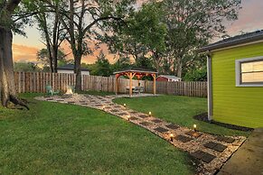 Stylish 4BR Haven Backyard and Fire Pit