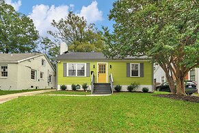 Stylish 4BR Haven Backyard and Fire Pit
