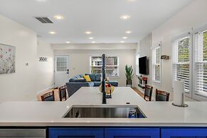 Stylish 4BR Haven Backyard and Fire Pit