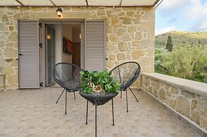 Dream House Drapanias