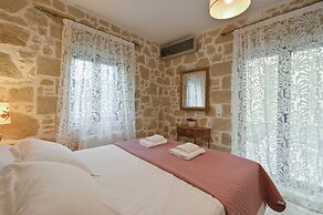 Dream House Drapanias