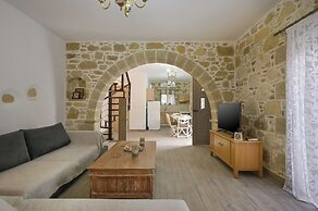 Dream House Drapanias