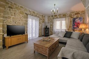 Dream House Drapanias