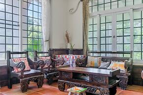 The house of Her man yessir