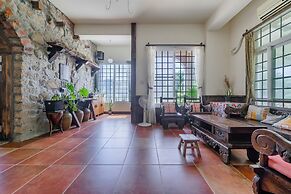 The house of Her man yessir