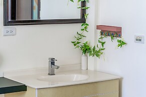 The house of Her man yessir