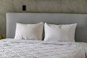 The house of Her man yessir