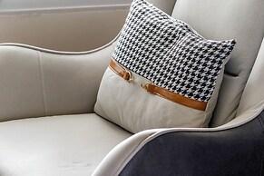 The house of Her man yessir