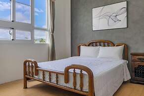 The house of Her man yessir