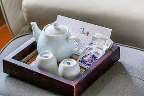 The house of Her man yessir