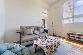 The house of Her man yessir