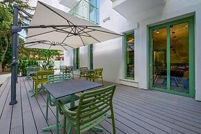 Luna Residence
