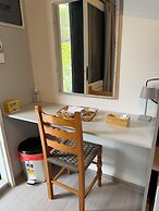 Kaloniki Rooms & Suites