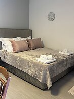 Kaloniki Rooms & Suites