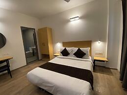 Hotel Crown Omaxe The Forest Spa view